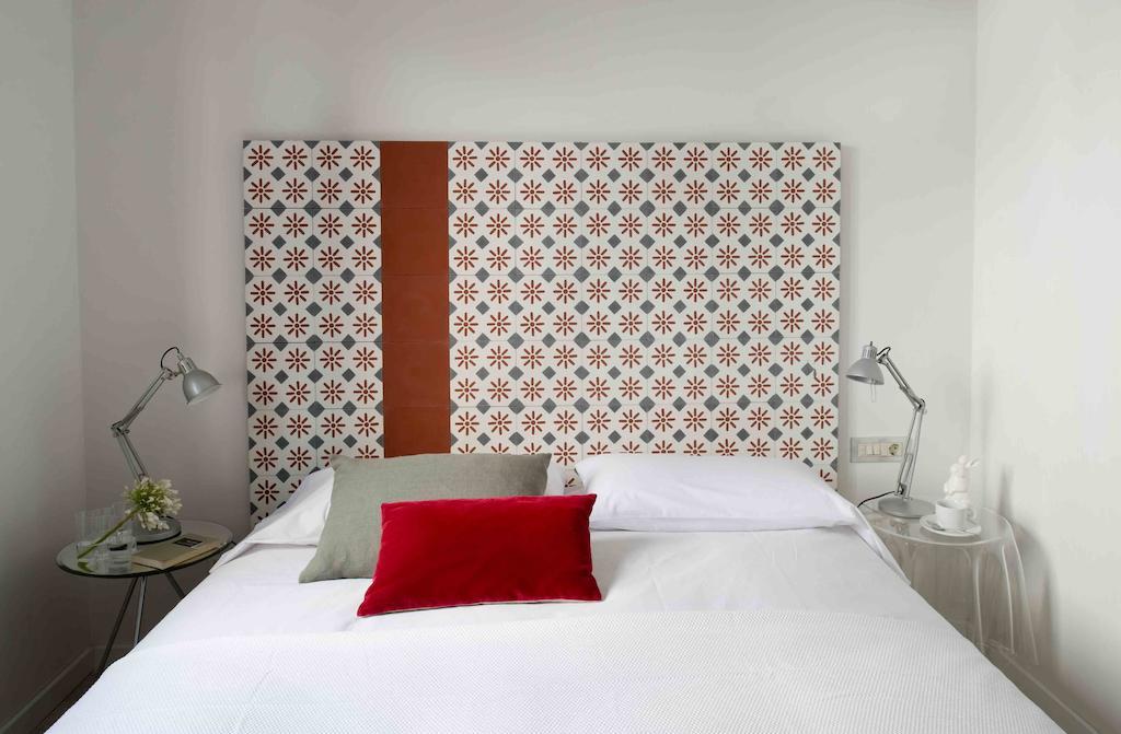 Eric Vokel Boutique Apartments - Atocha Suites Madrid Room photo